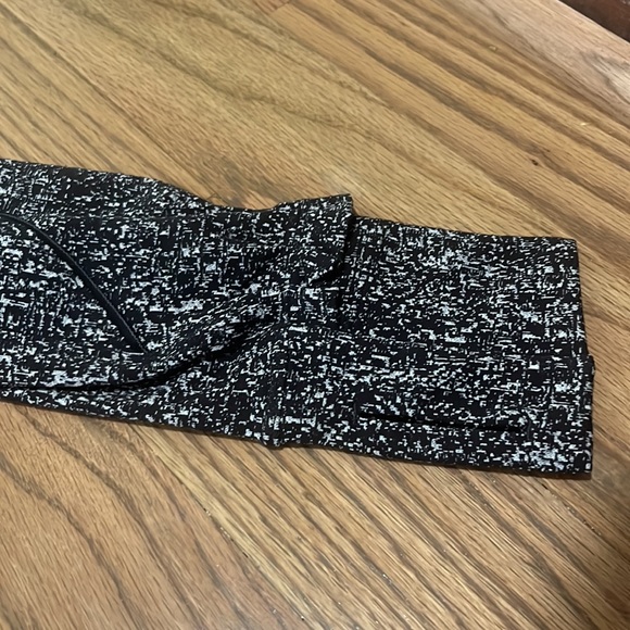 Lululemon long sleeve shirt - Picture 2 of 2